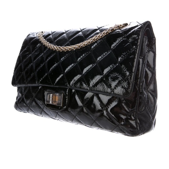 Chanel Reissue double flap black patent bag - Picture 2 of 5